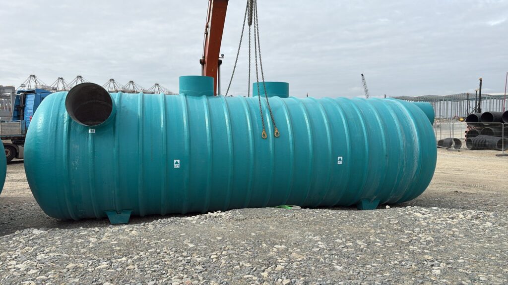 1e067f72-ebc7-40ef-b042-ea4290ada5ff